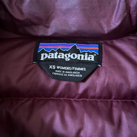 Women’s Patagonia Down Sweater, Aubergine, Size XS - Picture 3 of 3